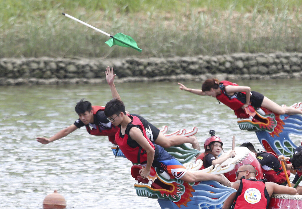 APTOPIX Taiwan Dragon Boat Festival